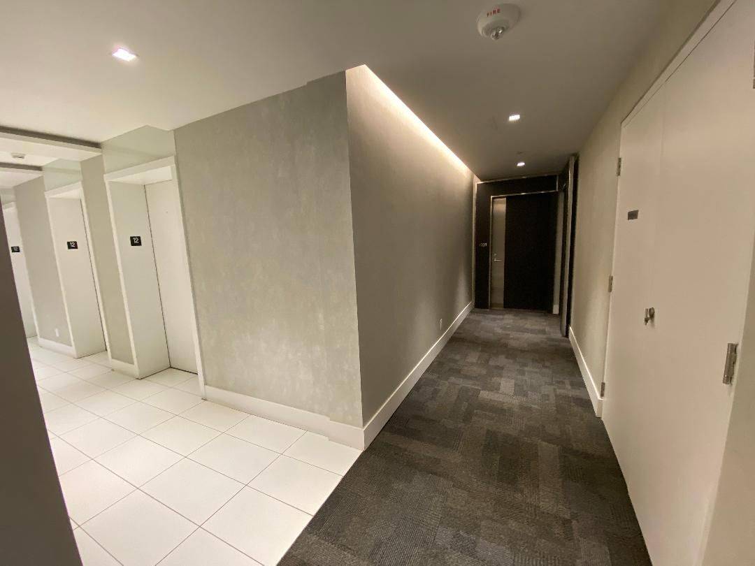 Toronto C02, ON M4V 0B1,609 Avenue RD #1201