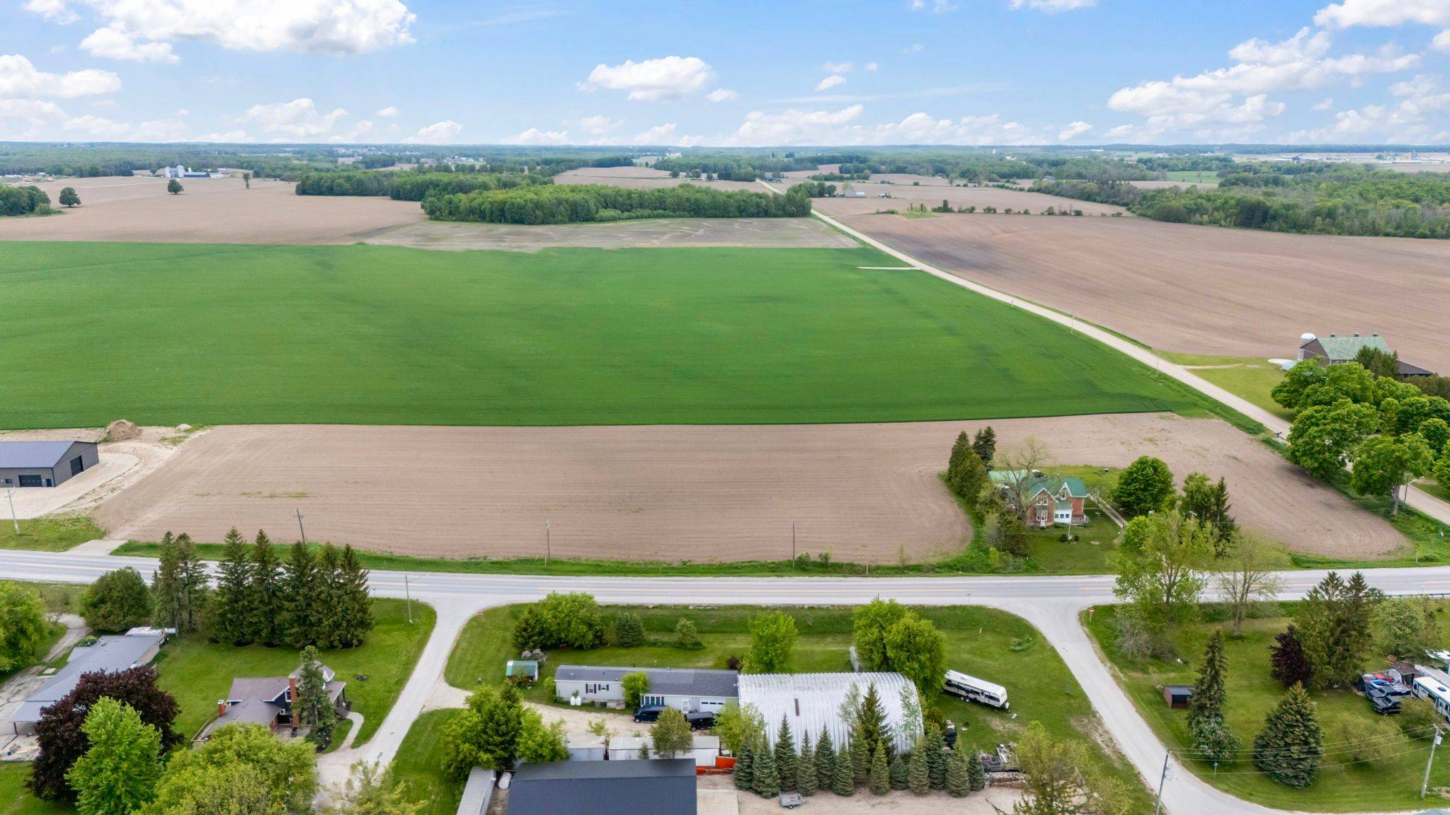 Howick, ON N0G 1X0,2033 Harriston RD