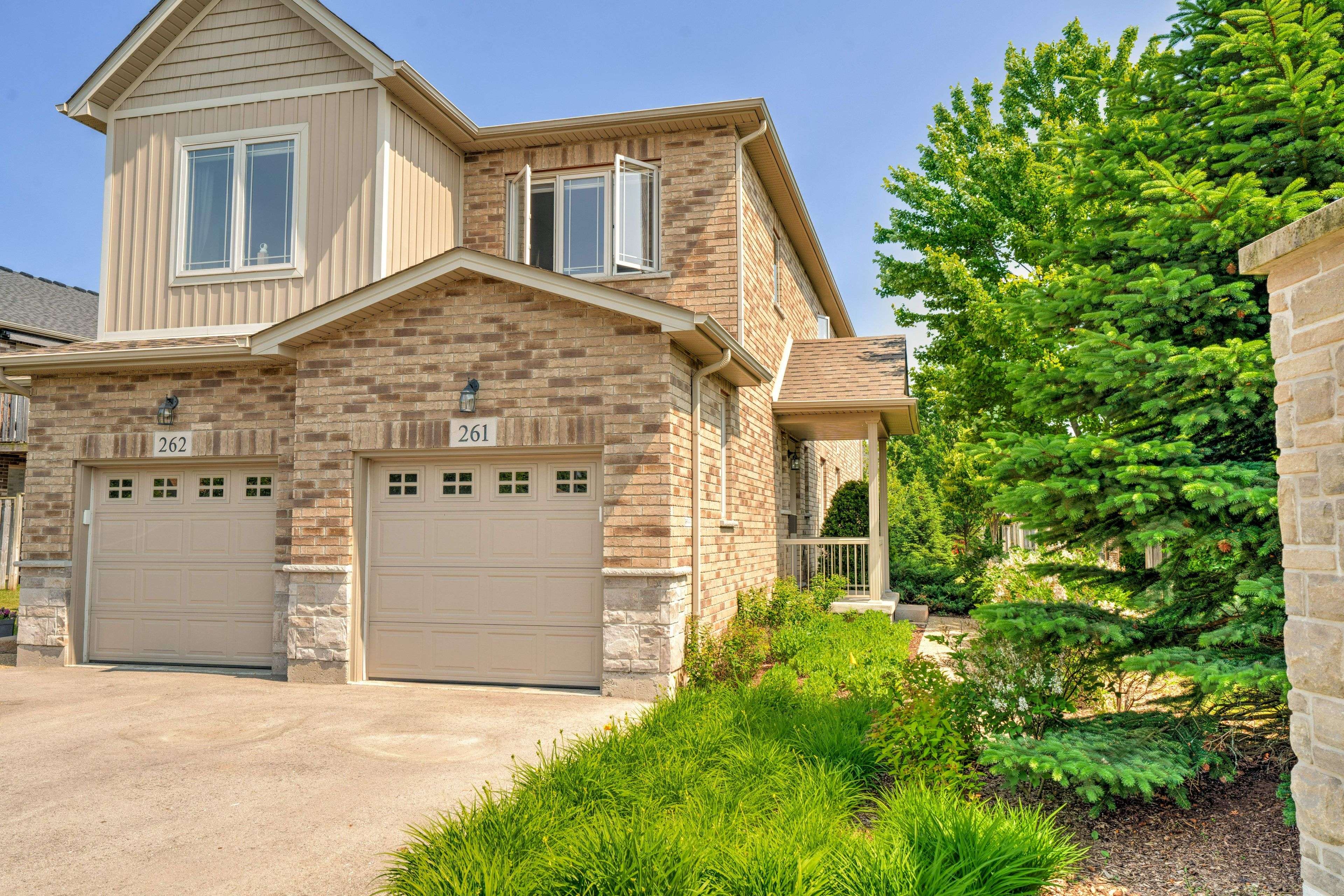 Burlington, ON L7M 0V3,2120 ITABASHI WAY #261