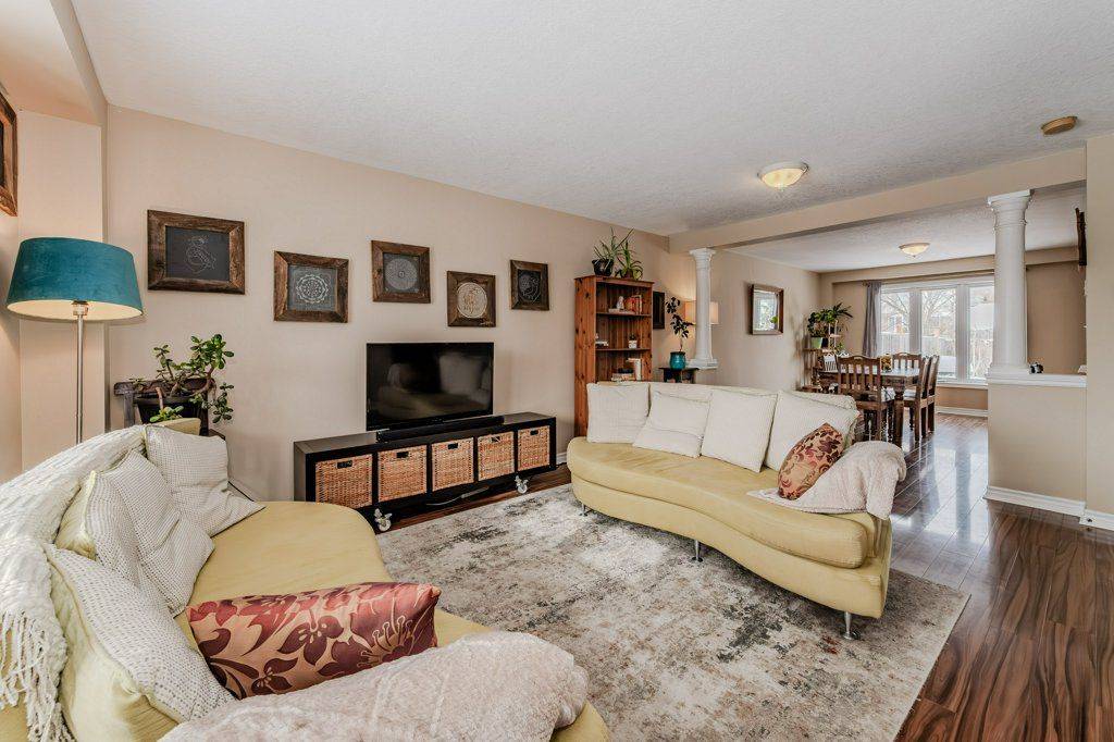 Guelph, ON N1E 7M3,549 Victoria RD N