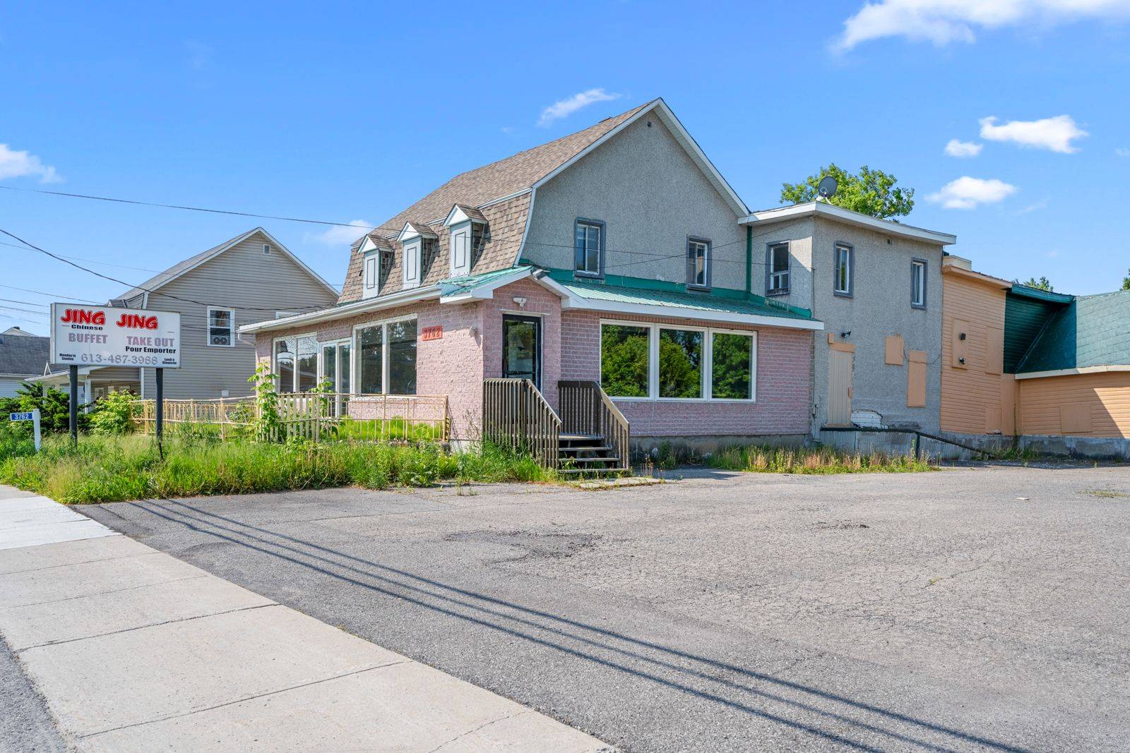 Clarence-rockland, ON K0A 1E0,3762 CHAMPLAIN RD