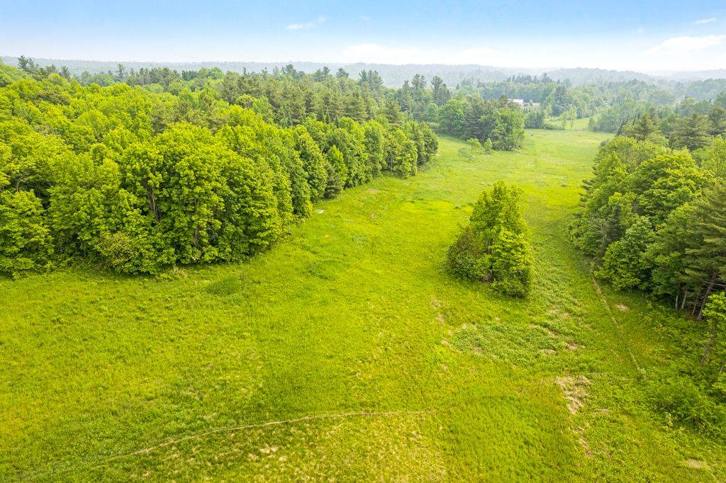 Tay Valley, ON K0H 2B0,301 Maberly Station RD