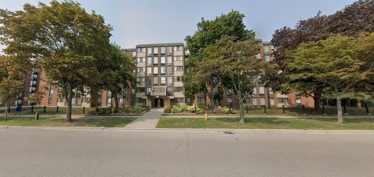 Pickering, ON L1V 3V9,1540 Pickering Pkwy #609