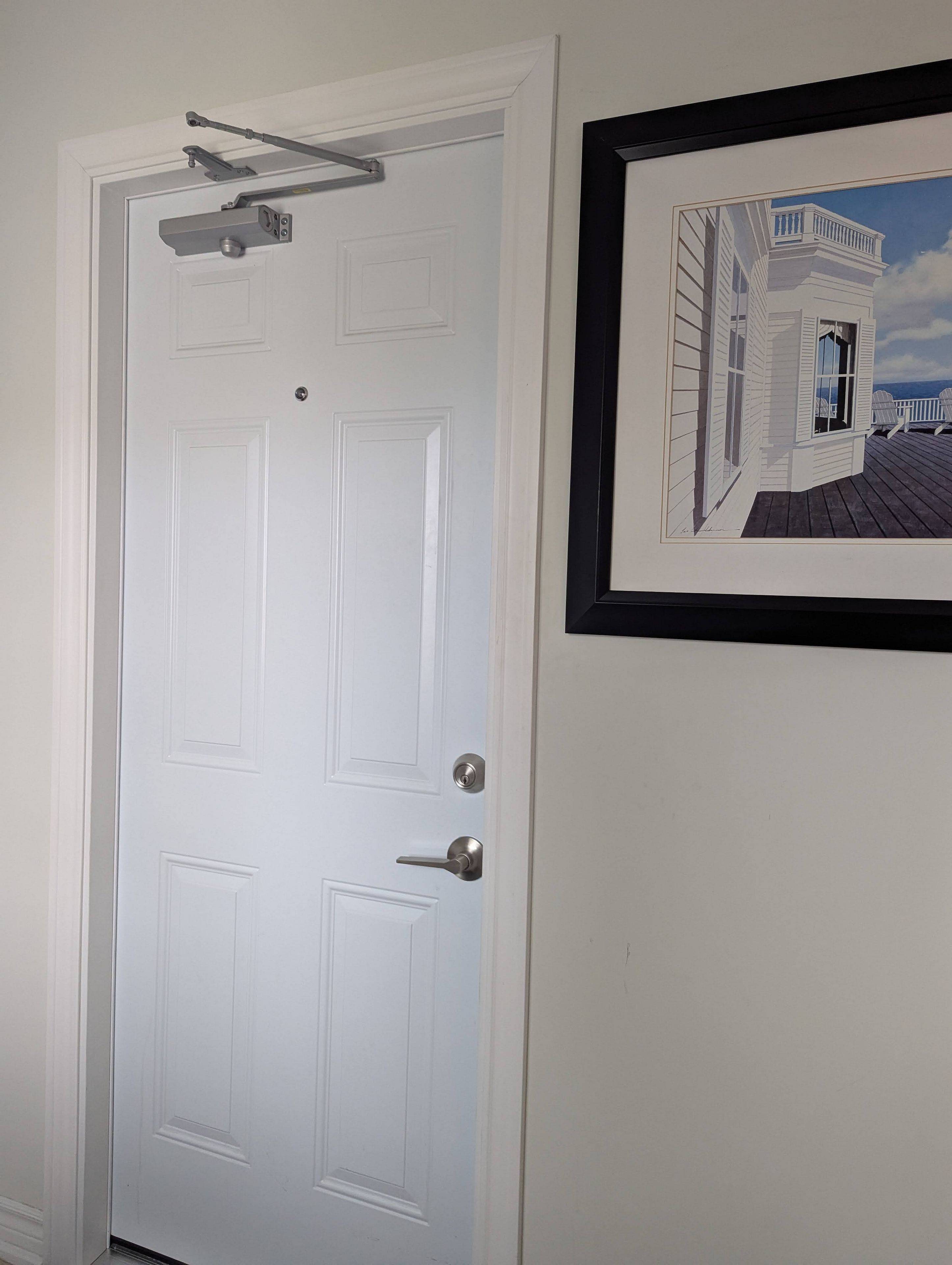 Oshawa, ON L1K 0B6,1283 MacInally CT #Main Floor