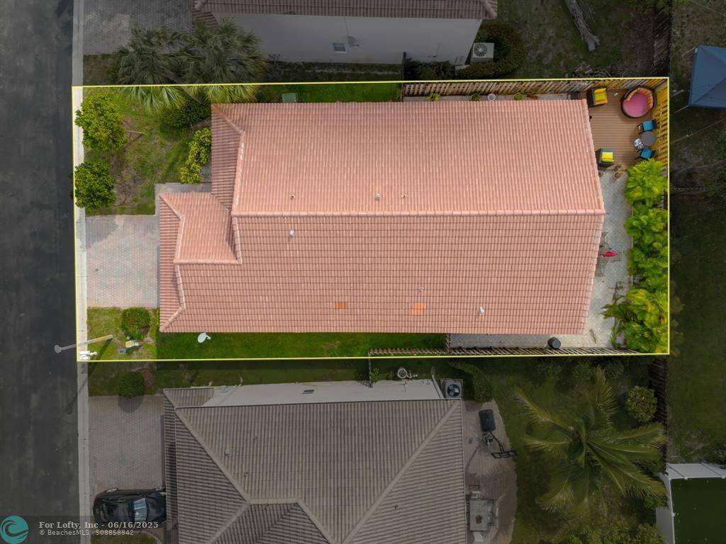 Pembroke Pines, FL 33024,7752 NW 18th St