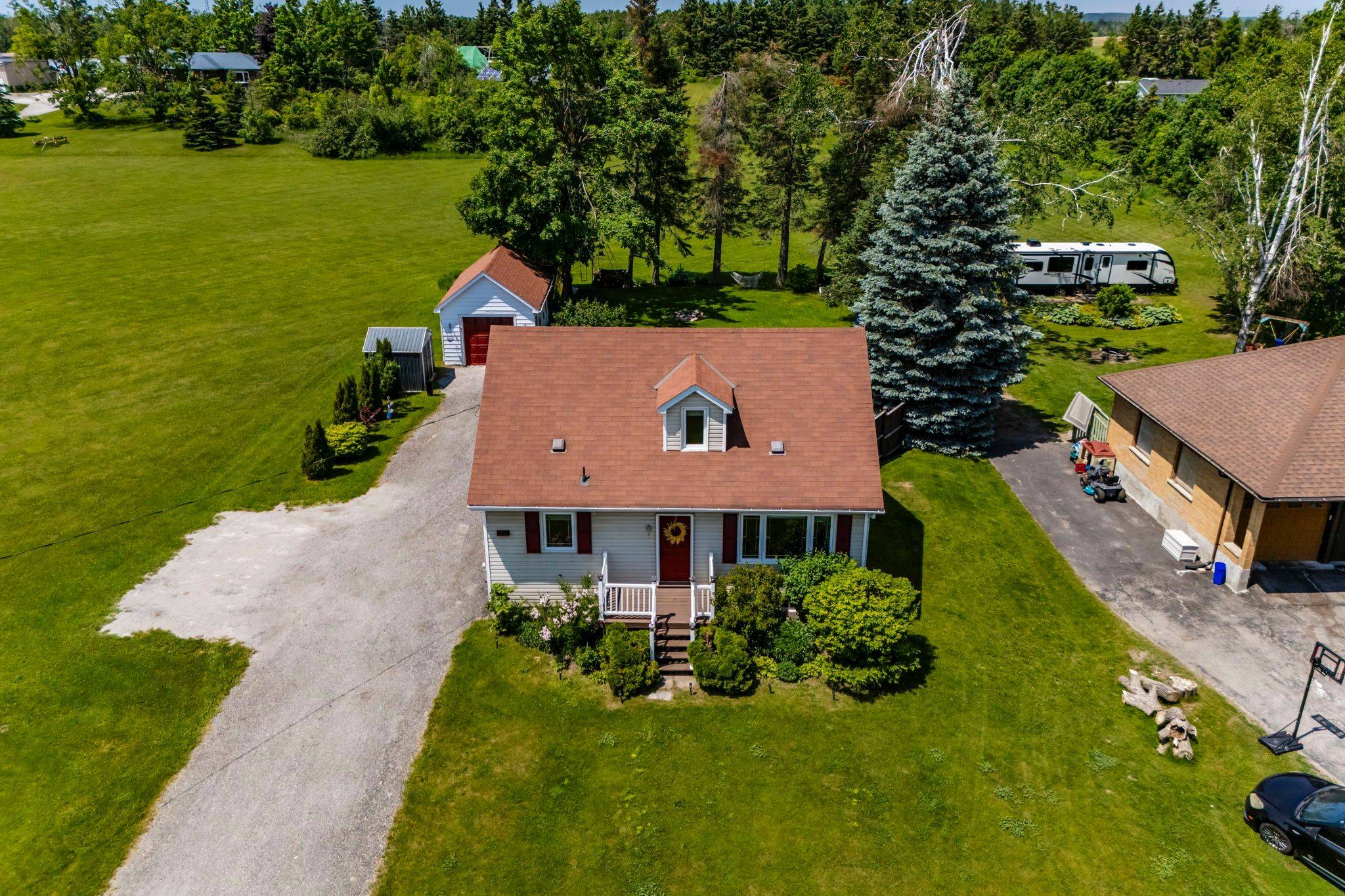 Oro-medonte, ON L0L 2L0,2290 Highway 11 South HWY