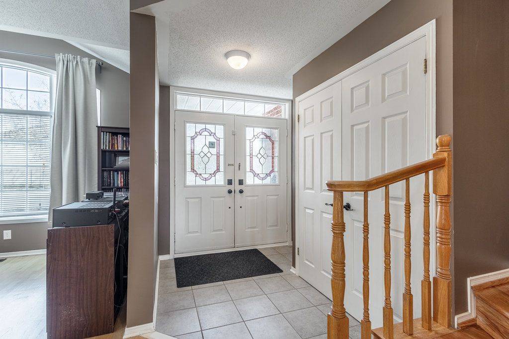Kanata, ON K2M 2R6,147 Grassy Plains DR