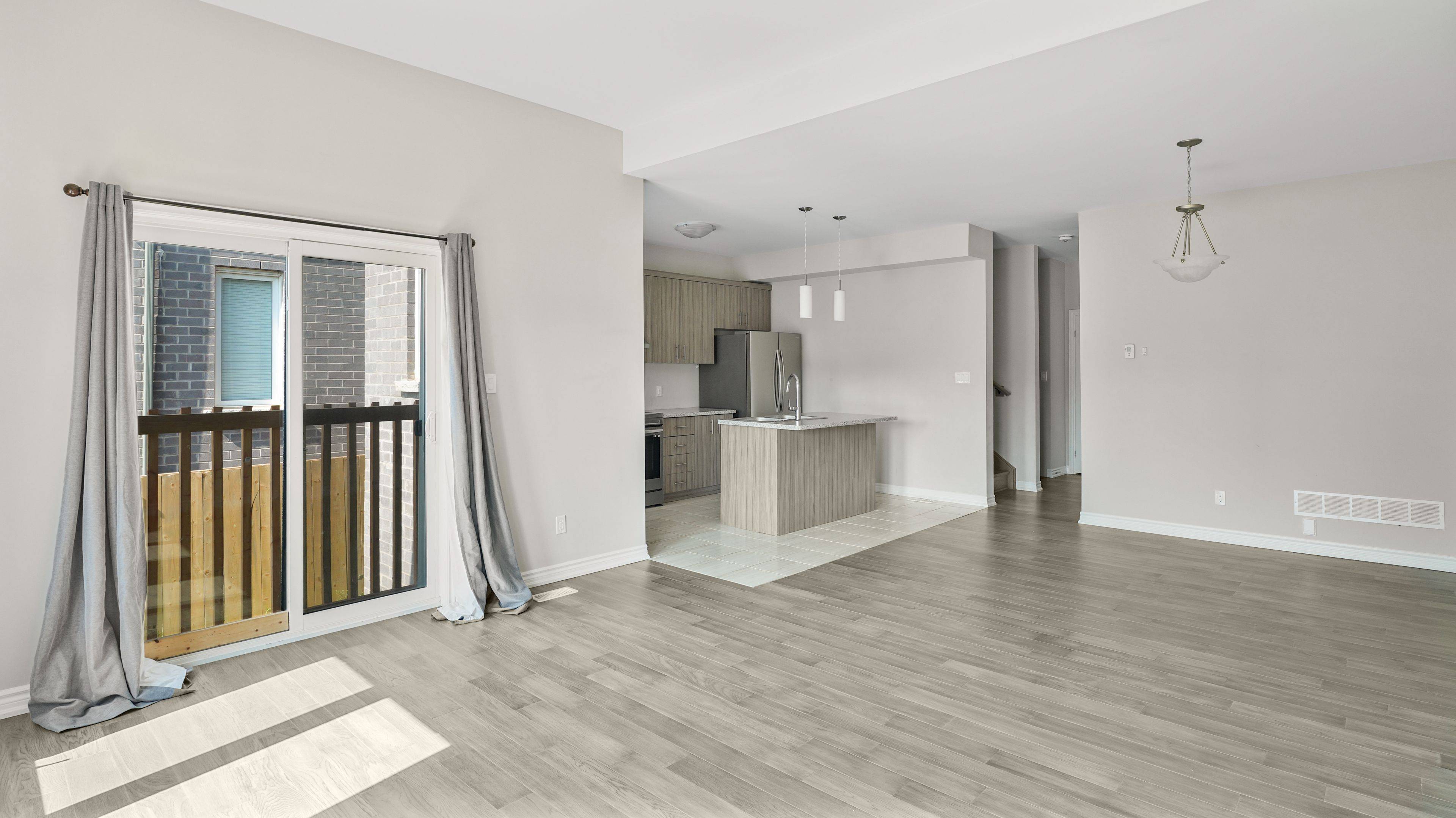 Welland, ON L3B 0J8,28 Mclaughlin ST