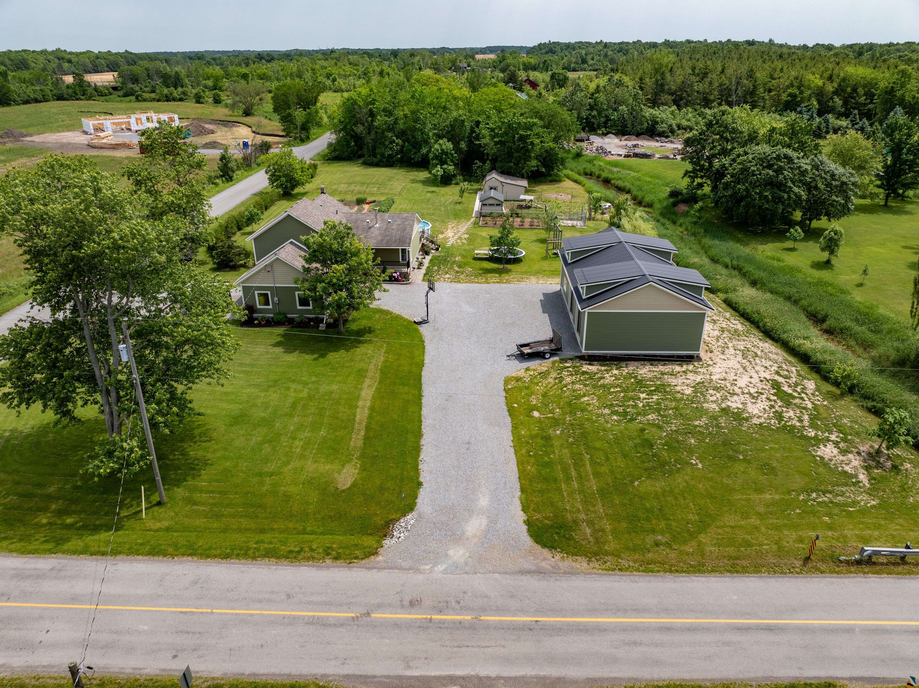Fort Erie, ON L0S 1S0,2446 Burger RD