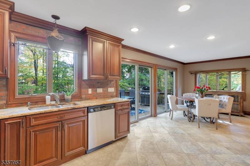 Montville Twp., NJ 07045,12 Virginia Road