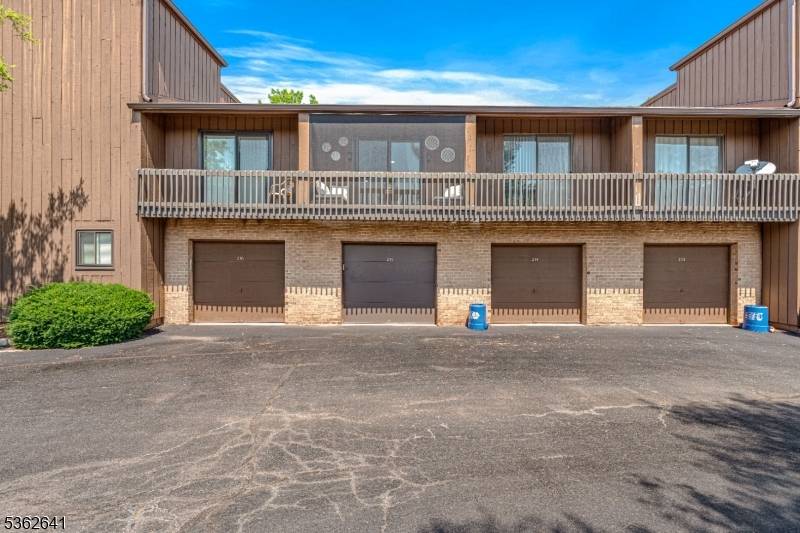 Franklin Twp., NJ 08873,215 Kingsberry Dr