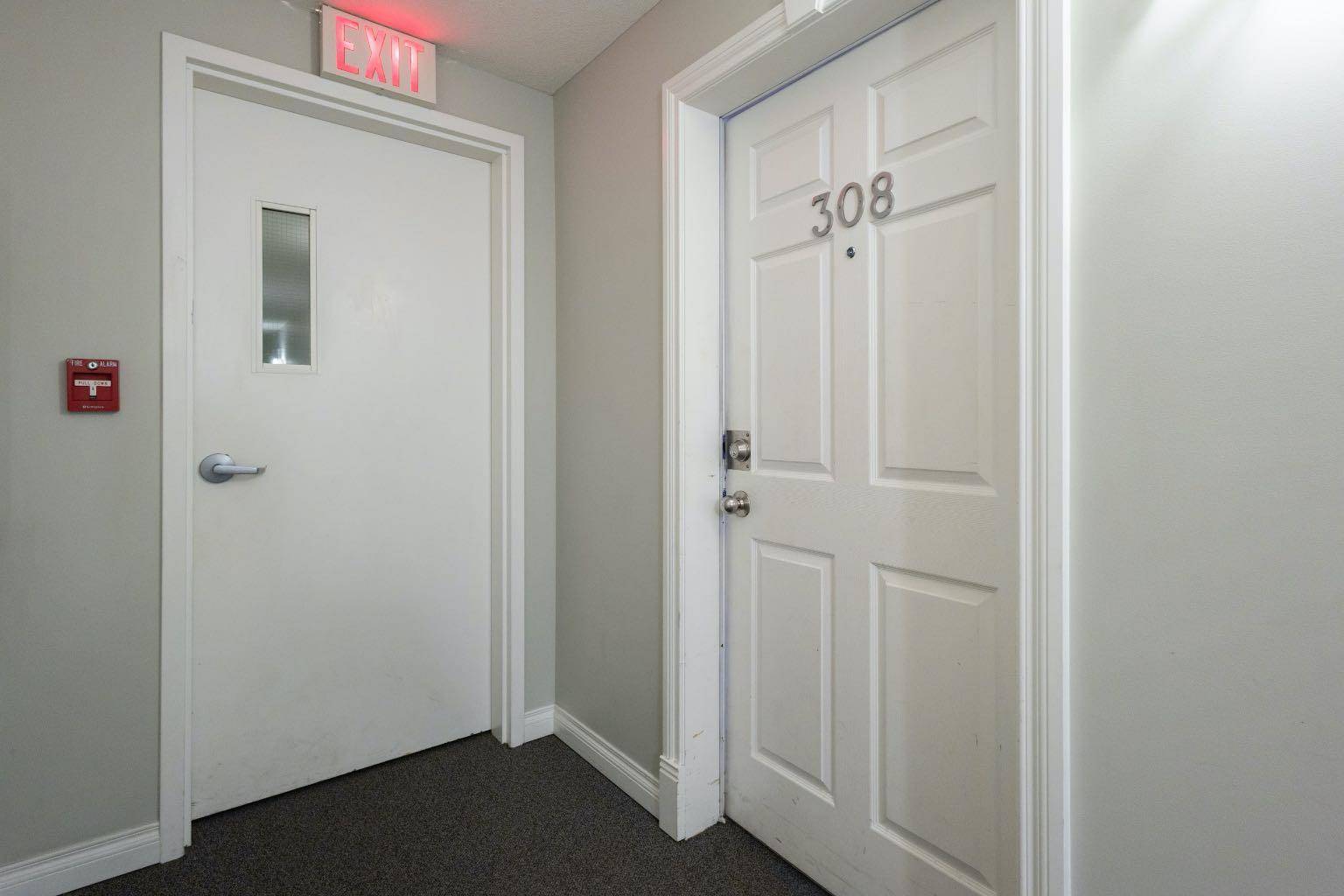 Calgary, AB T2E 0H7,417 3 AVE NE #308