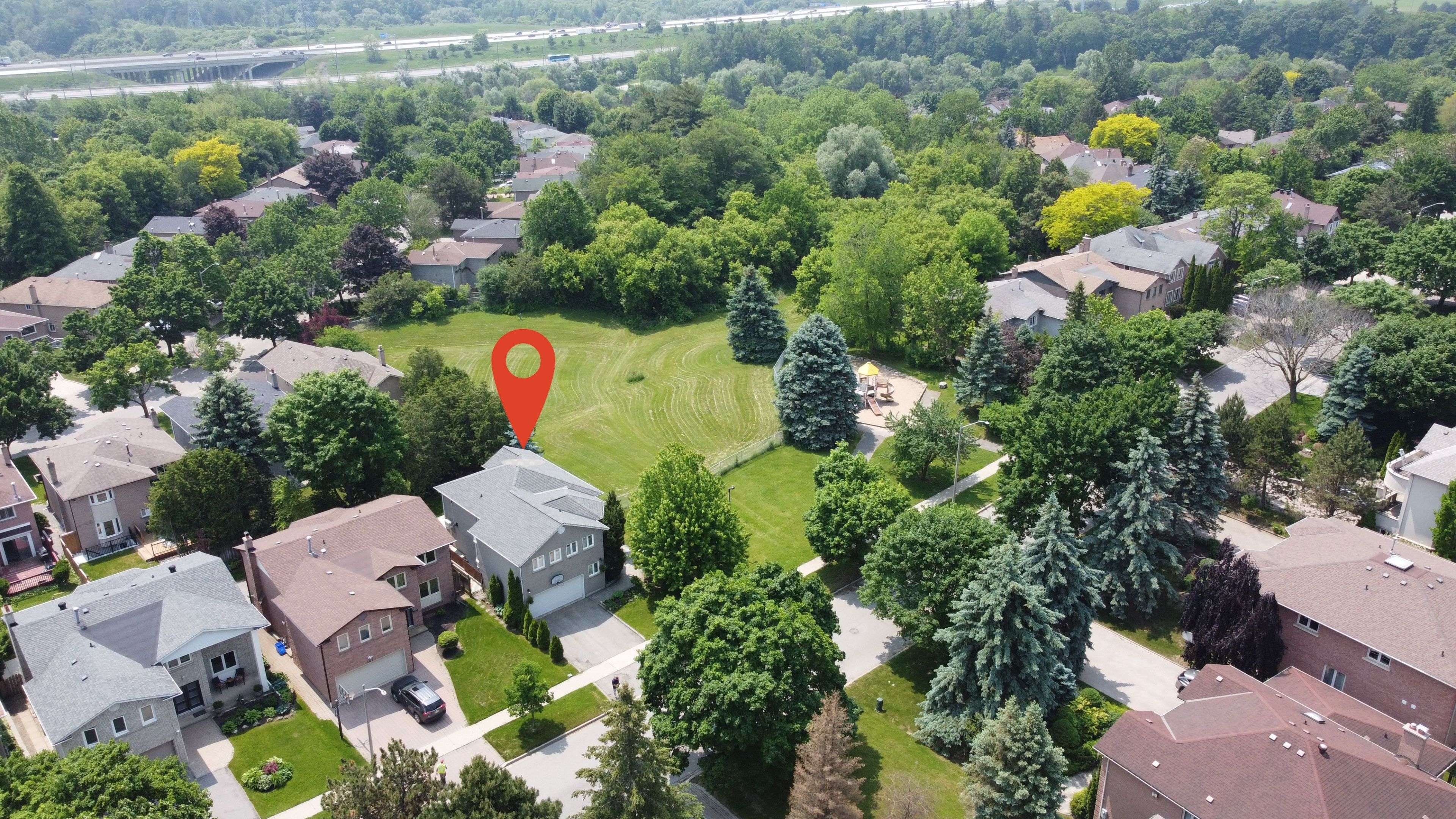 Richmond Hill, ON L4C 6R9,145 Old Surrey LN