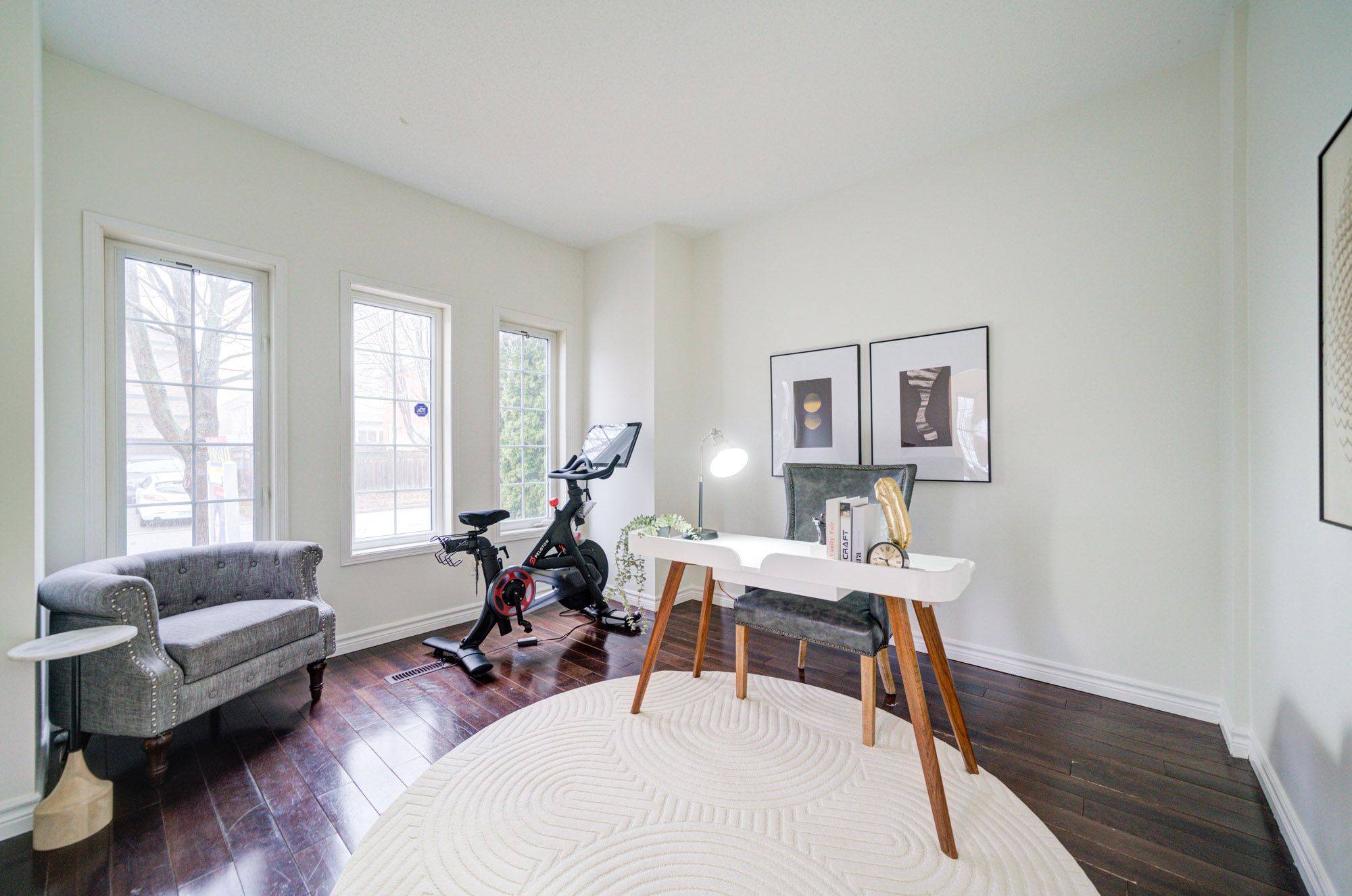 Markham, ON L6C 2W3,91 Crawford ST