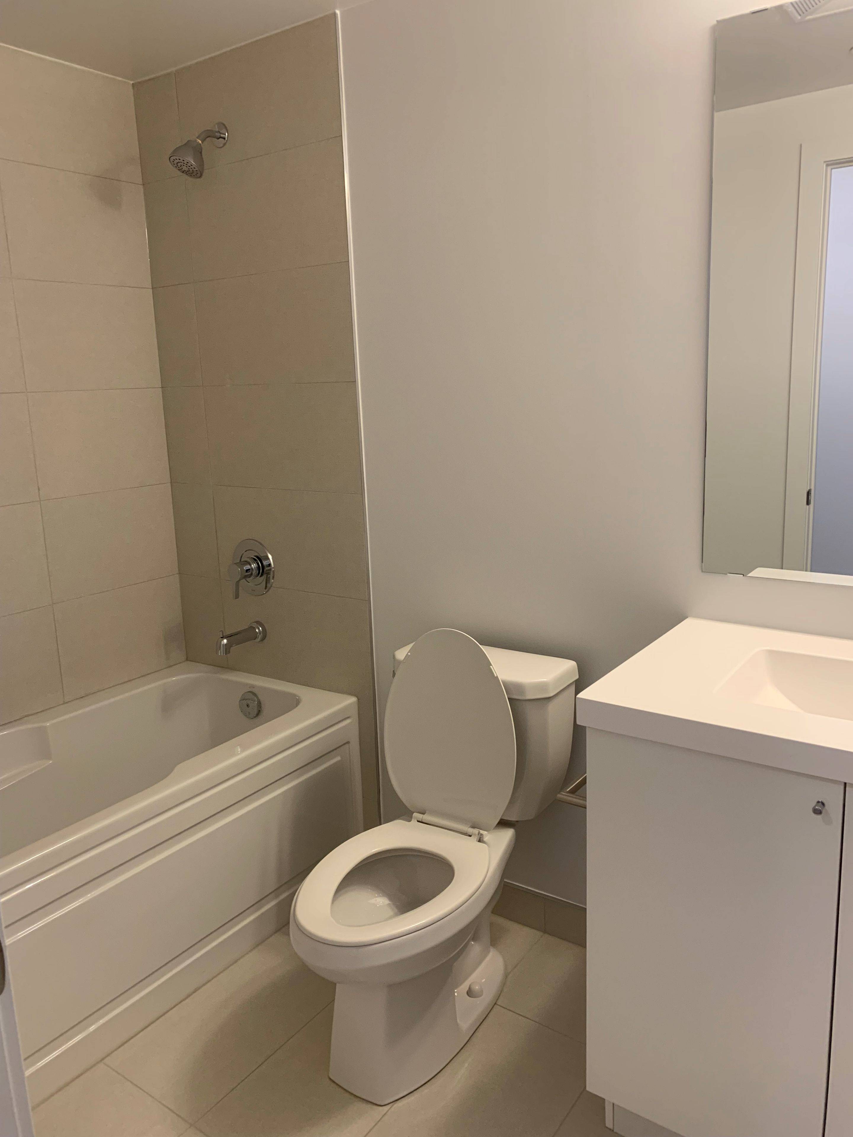 Oshawa, ON L1L 0R5,2550 Simcoe ST N #602