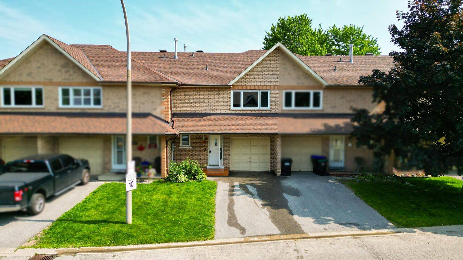 New Tecumseth, ON L9R 1C5,15 RIVERLEY LN
