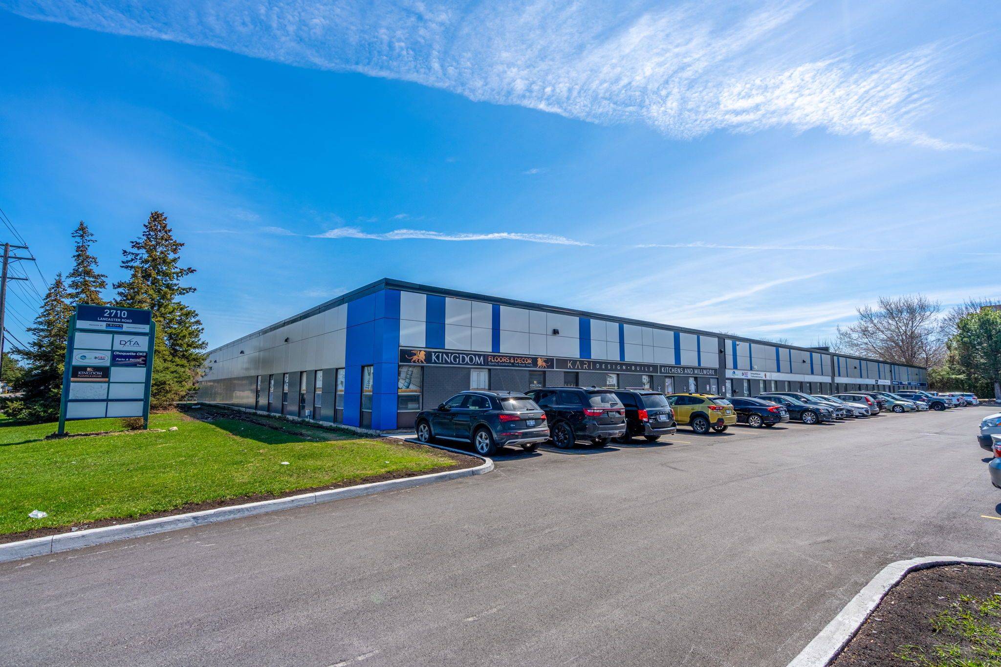 Elmvale Acres And Area, ON K1B 4T7,2710 Lancaster RD #101 & 101A