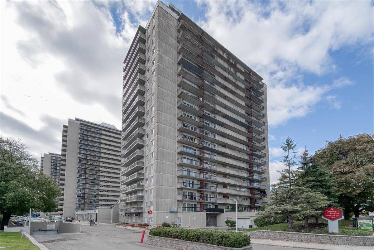 Vanier And Kingsview Park, ON K1L 8E7,158 McArthur AVE #1804