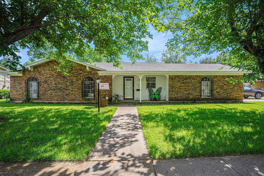 Burleson, TX 76028,629 Barbara Lane
