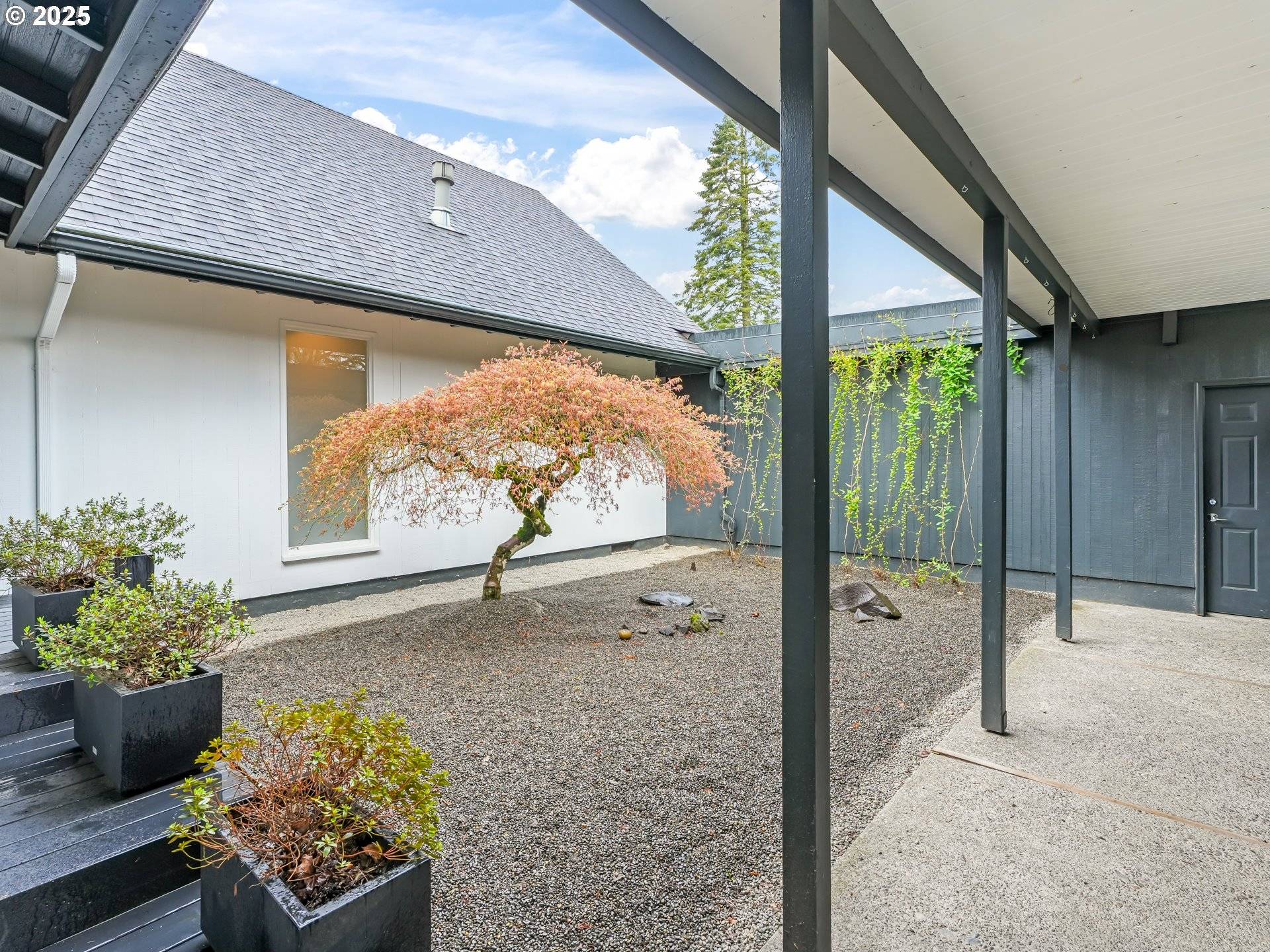 Portland, OR 97230,767 NE 152ND AVE