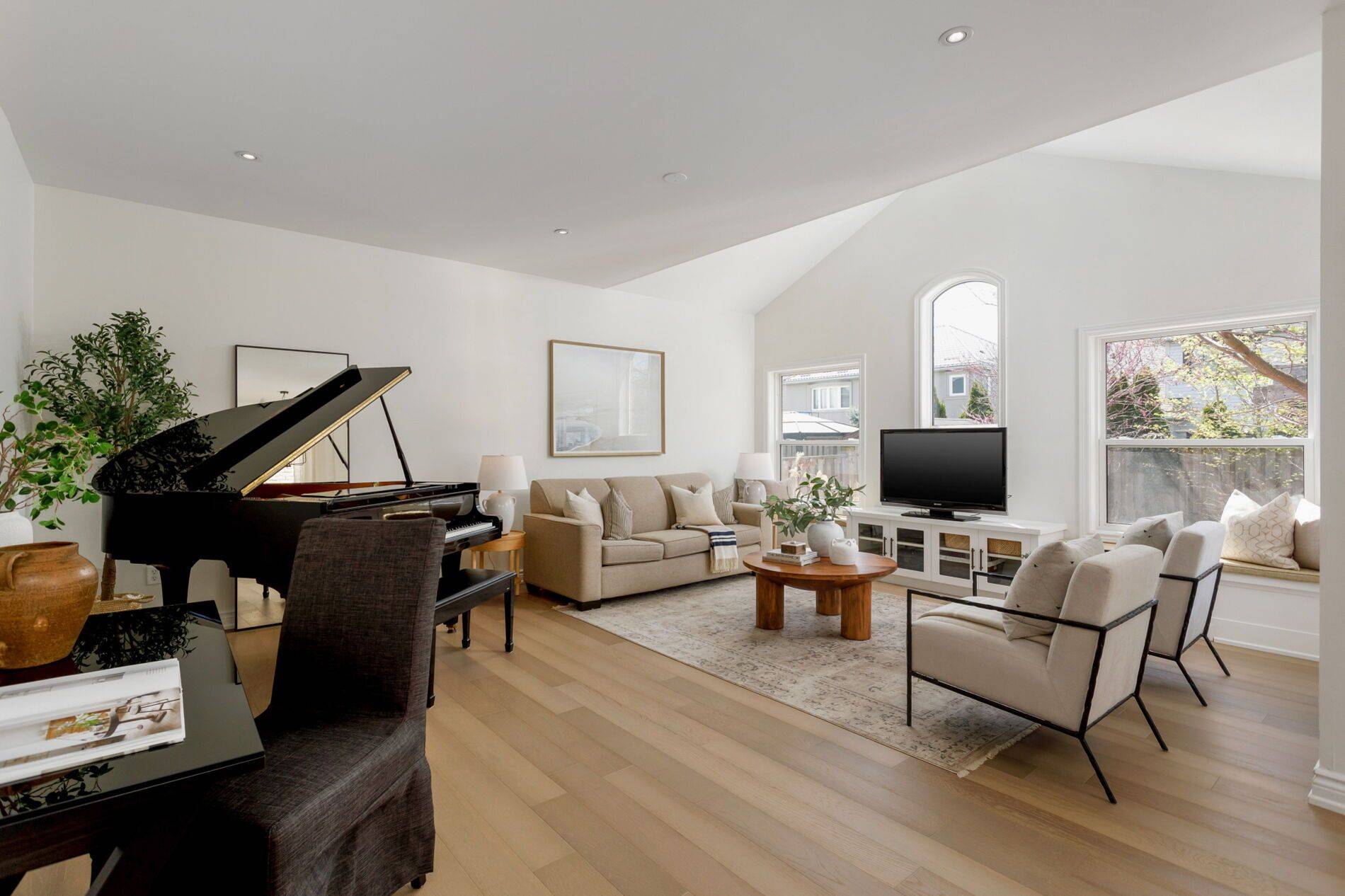 Milton, ON L9T 0C3,1083 Easterbrook CRES