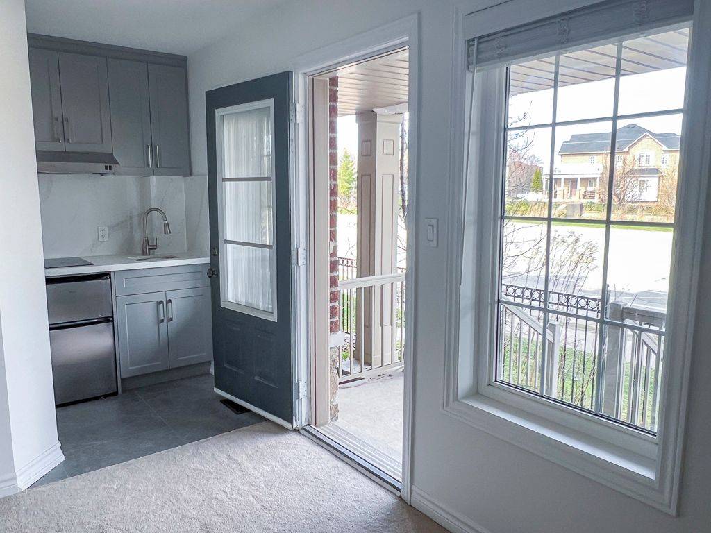 Brampton, ON L6Z 0H9,11 Telegraph ST #Main