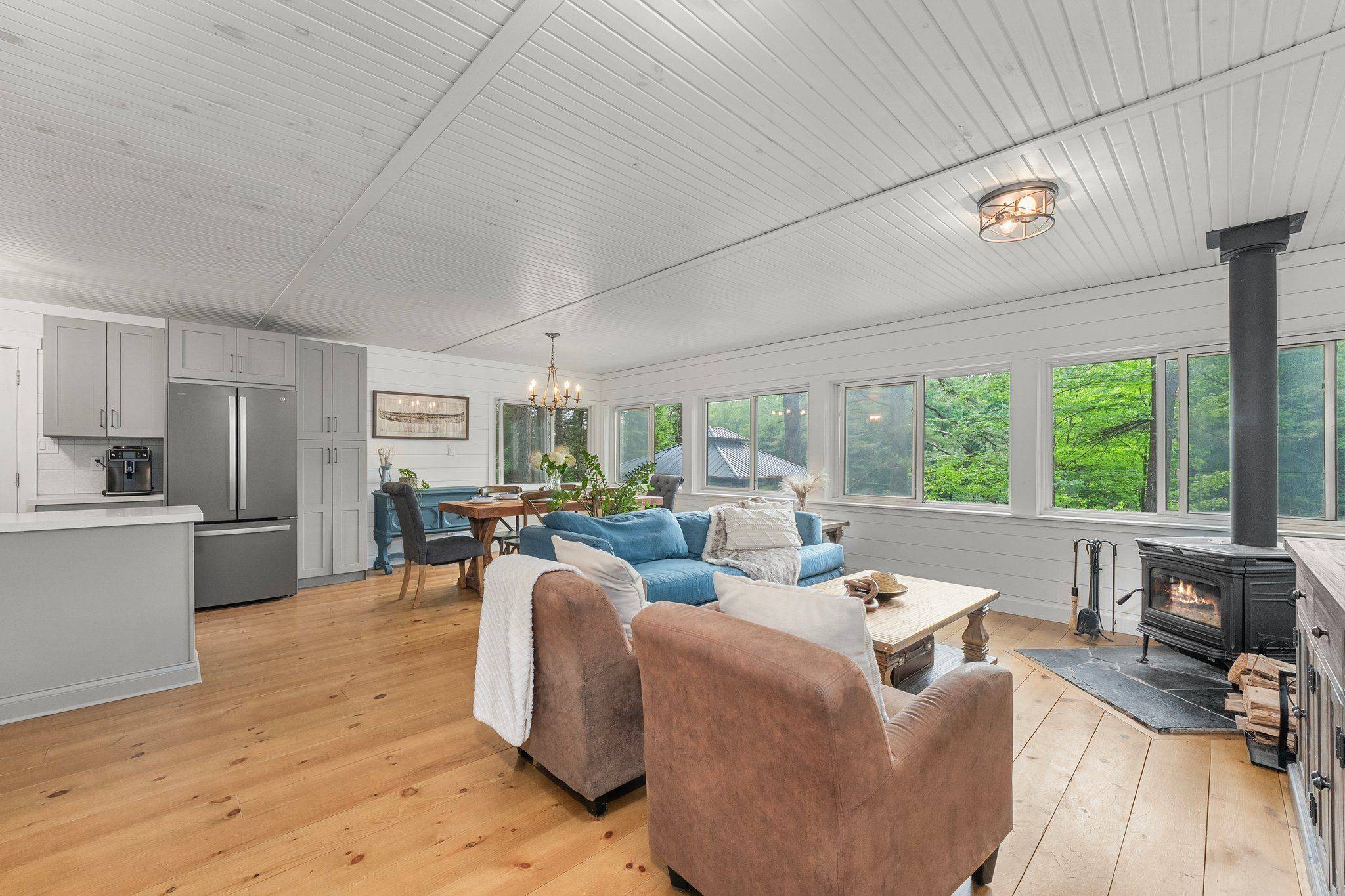 Bracebridge, ON P1L 1X3,1333 Sherwood Forest RD