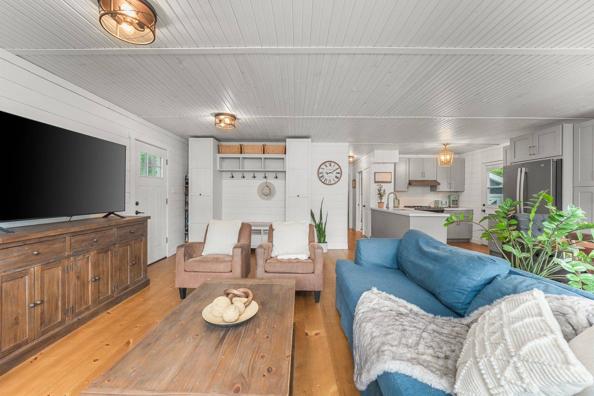 Bracebridge, ON P1L 1X3,1333 Sherwood Forest RD