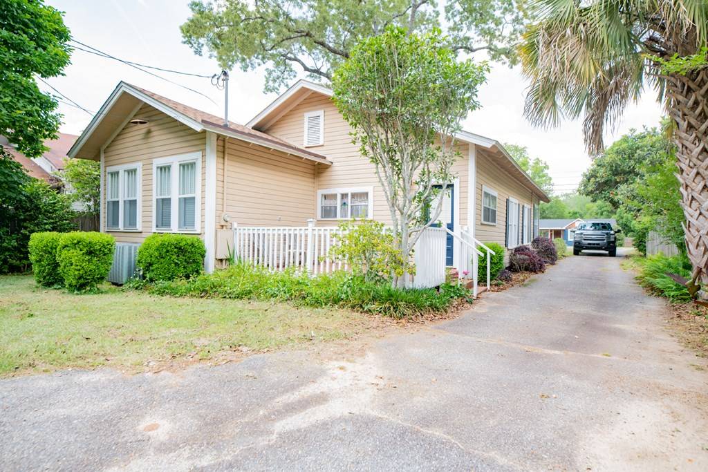 Bainbridge, GA 39819,632 E. Evans St