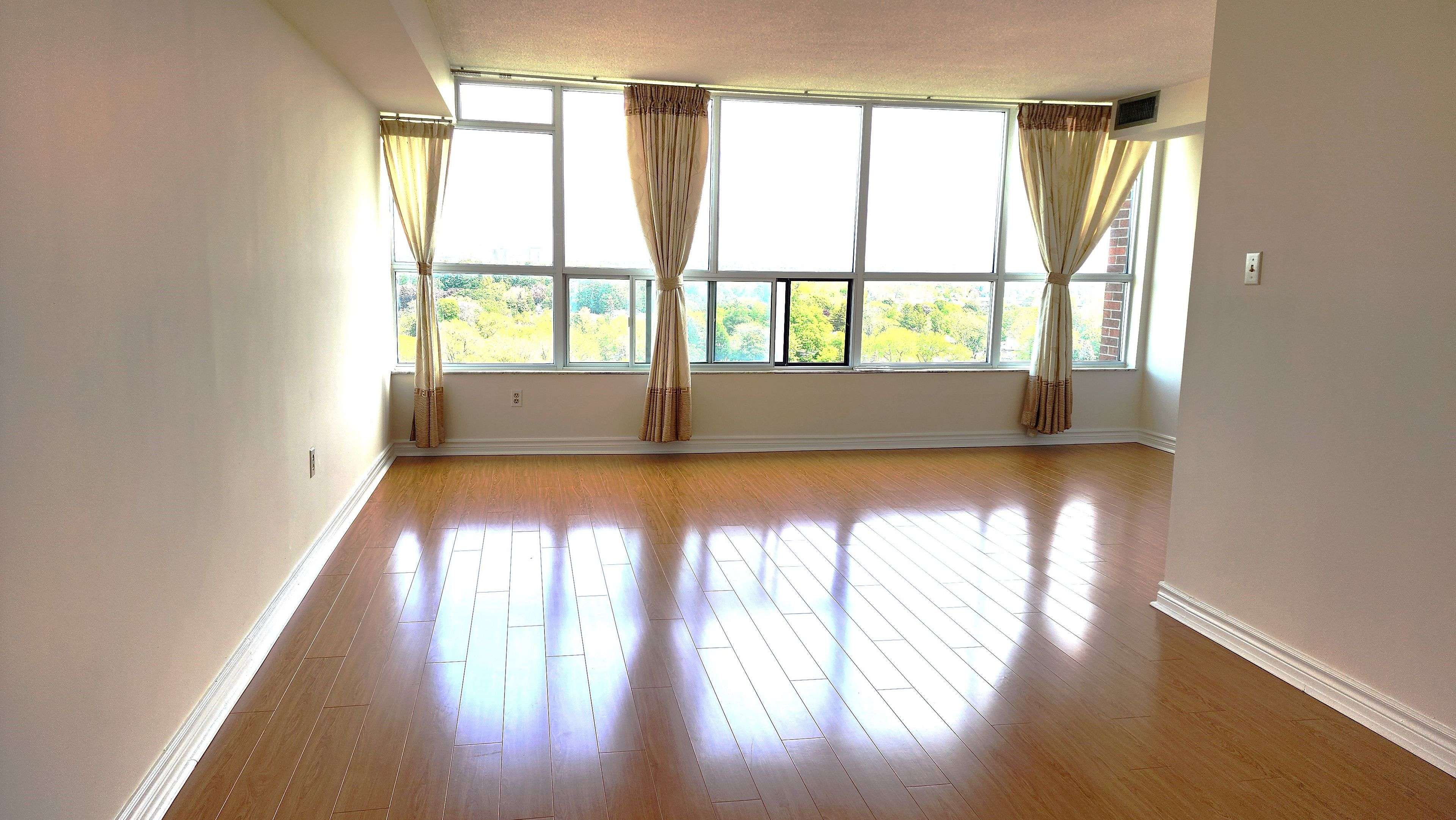 Toronto E07, ON M1T 3S6,2365 Kennedy RD #1802