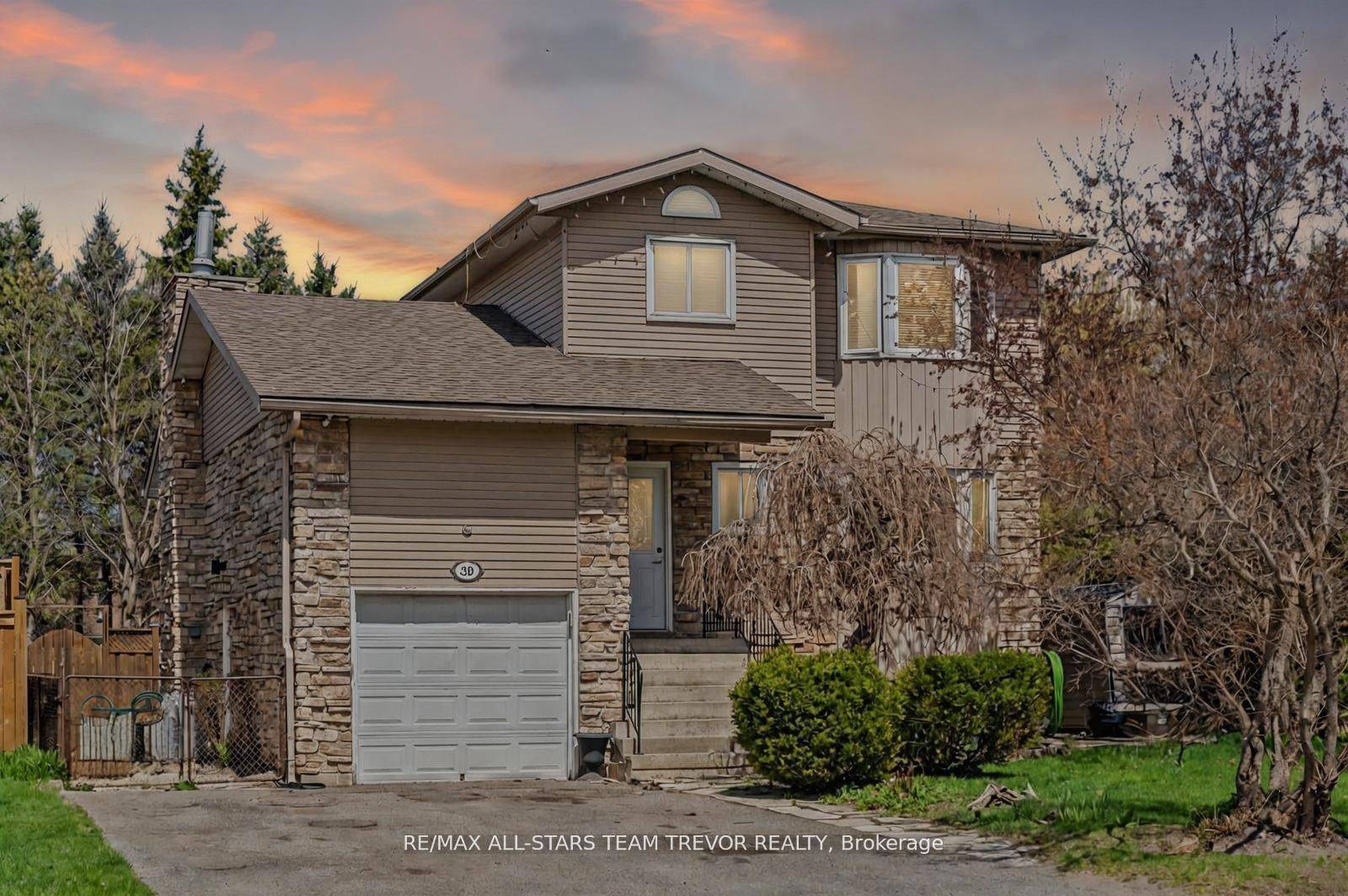 Georgina, ON L4P 3N1,39 Campion CT