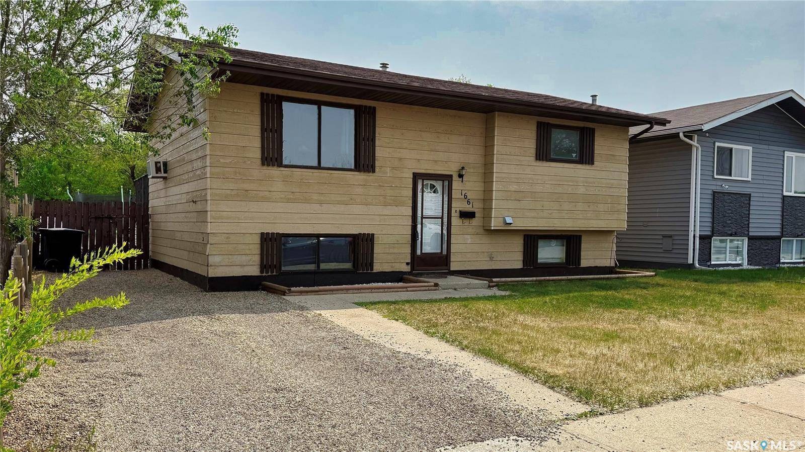 Prince Albert, SK S6V 7T9,1661 Muir DRIVE