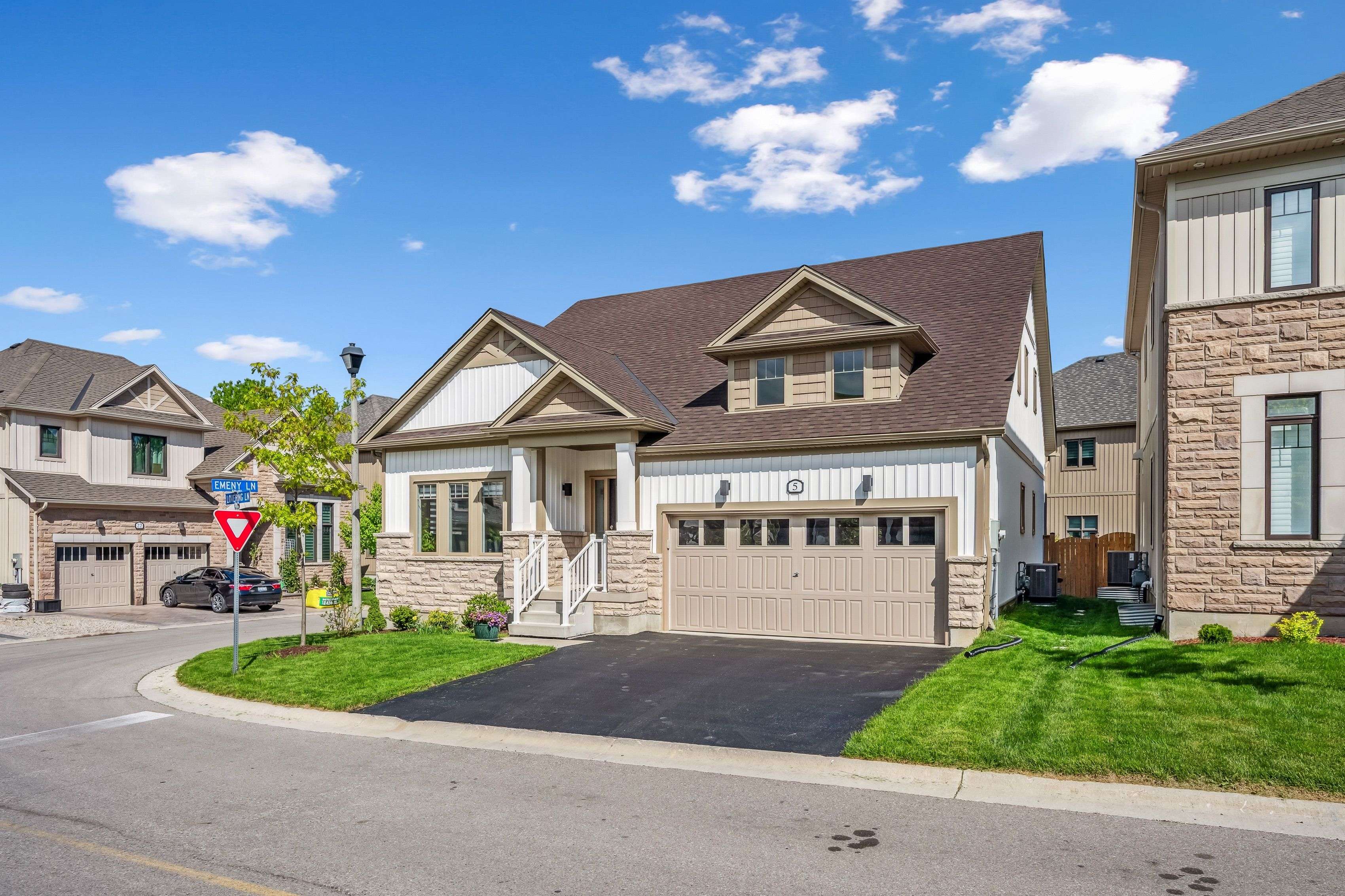Guelph, ON N1L 0H3,5 Lovering LN