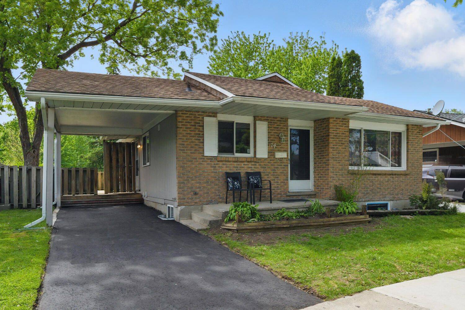 London South, ON N6E 2A5,74 Archer CRES