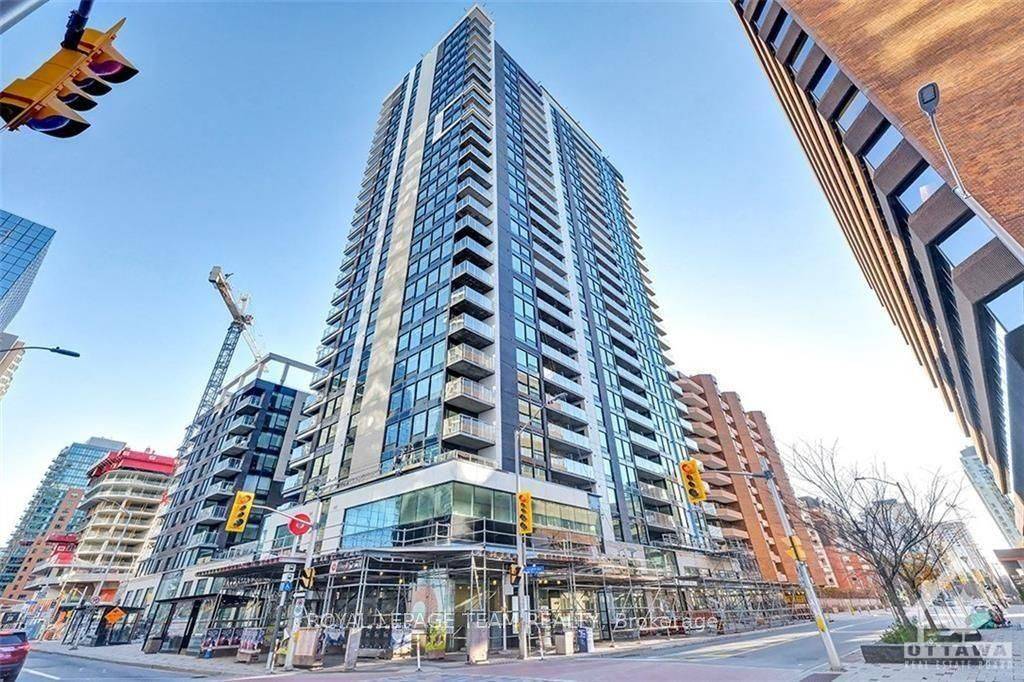Ottawa Centre, ON K1R 0G1,340 Queen ST #2010