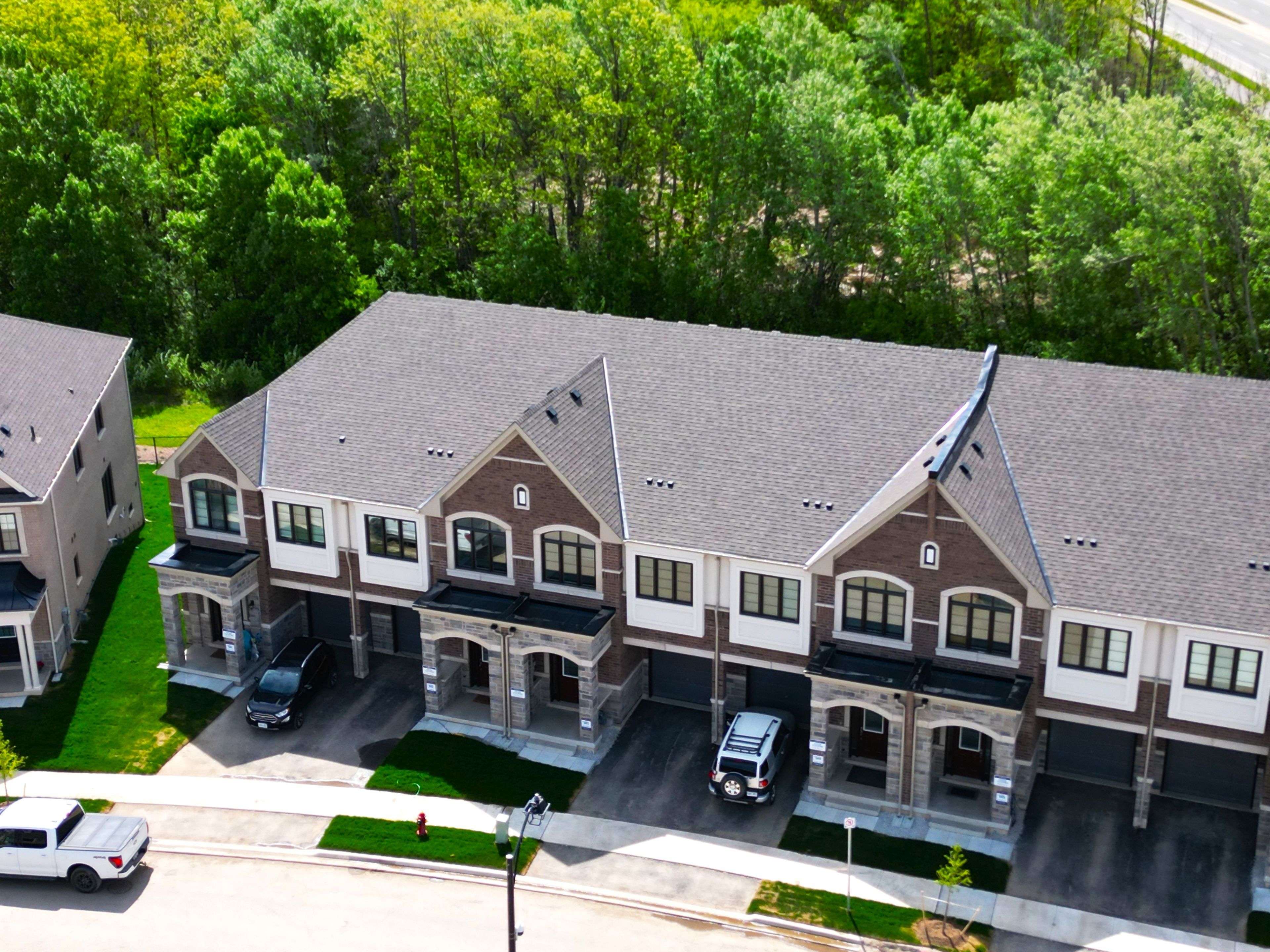 Milton, ON L9T 2X5,549 CELANDINE TER