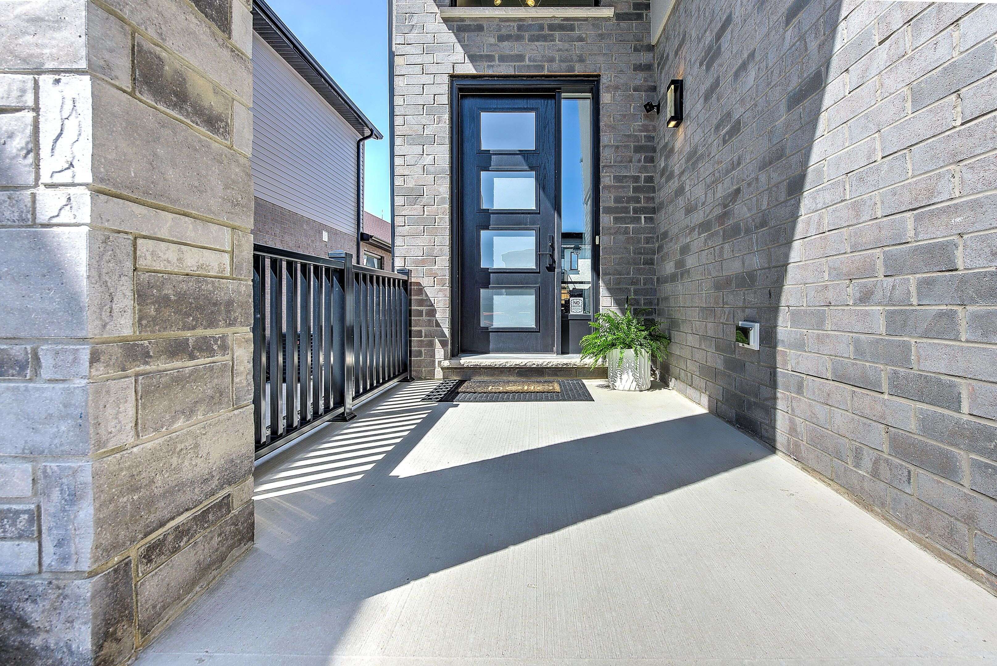 London South, ON N6K 0H1,1794 BRUNSON WAY