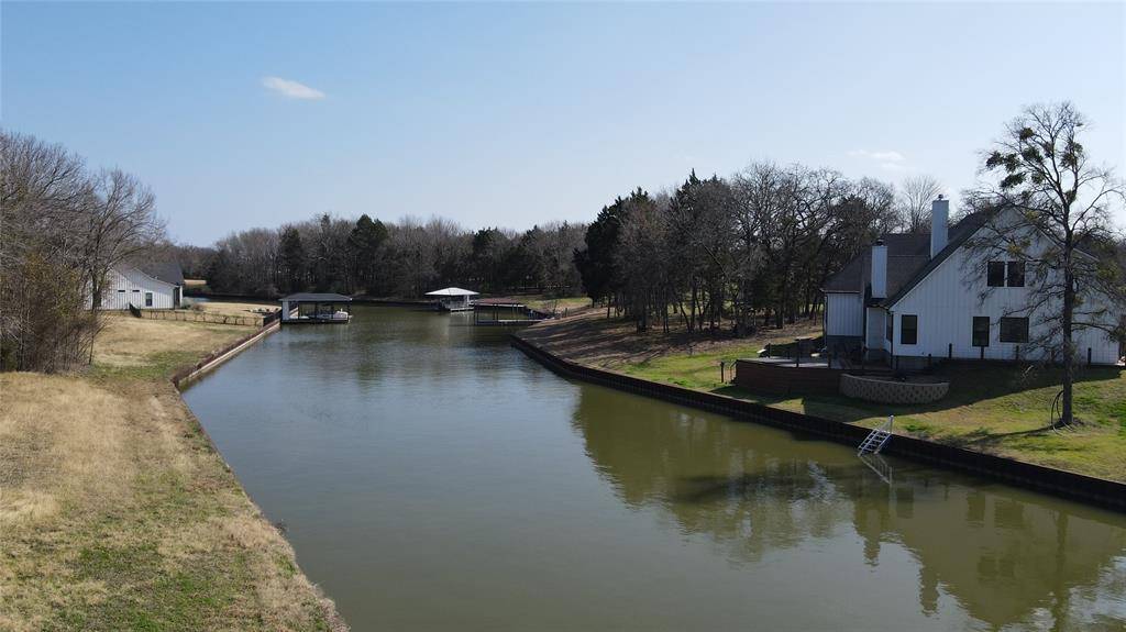 Corsicana, TX 75109,482 Canal Street