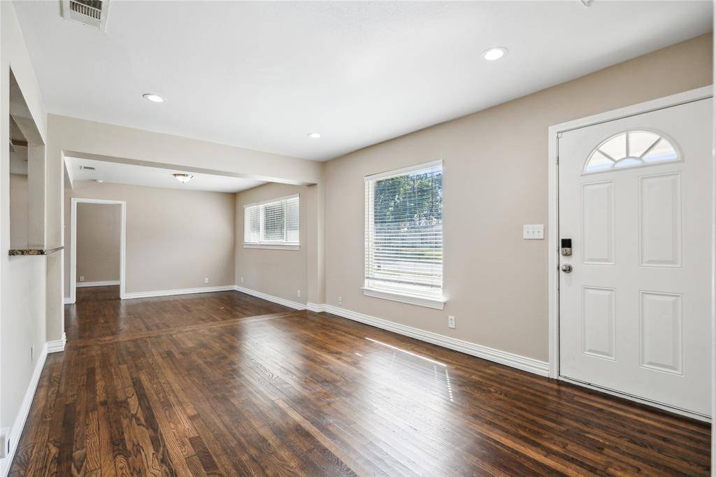 Fort Worth, TX 76109,4112 Winfield Avenue