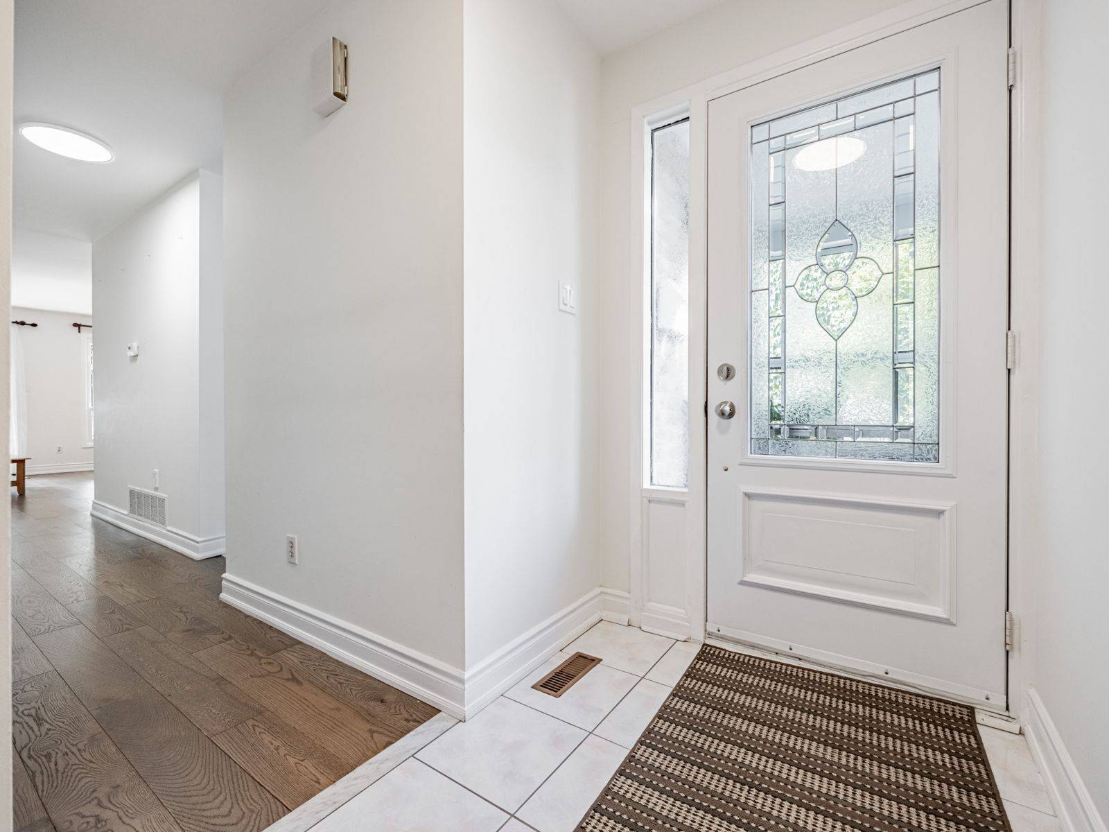 Mississauga, ON L4Z 1K5,121 Ashridge CT