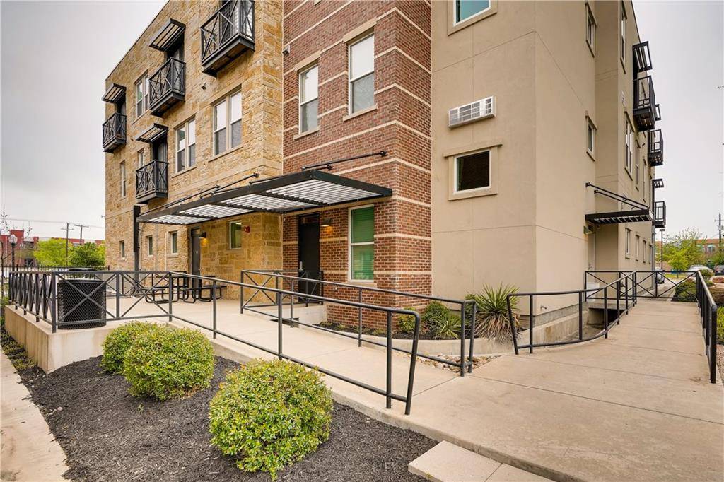 Fort Worth, TX 76104,1000 Lipscomb Street #210