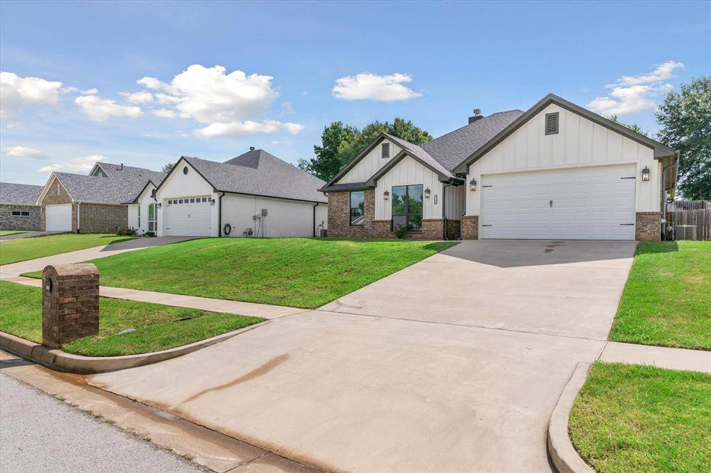 Bullard, TX 75757,1231 Nate Circle