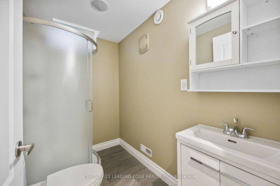 Newmarket, ON L3X 3H6,1071 Warby TRL #Basement