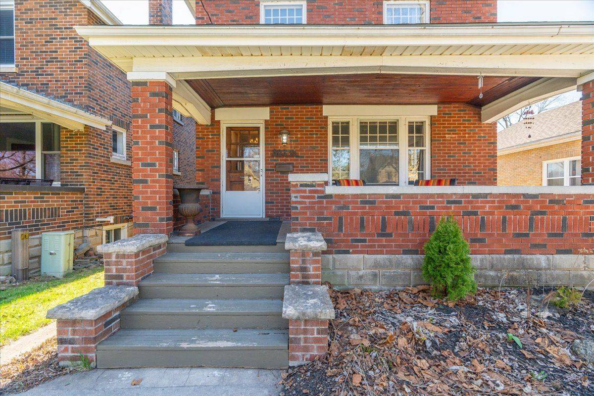 London East, ON N5Y 2W6,803.5 Maitland ST