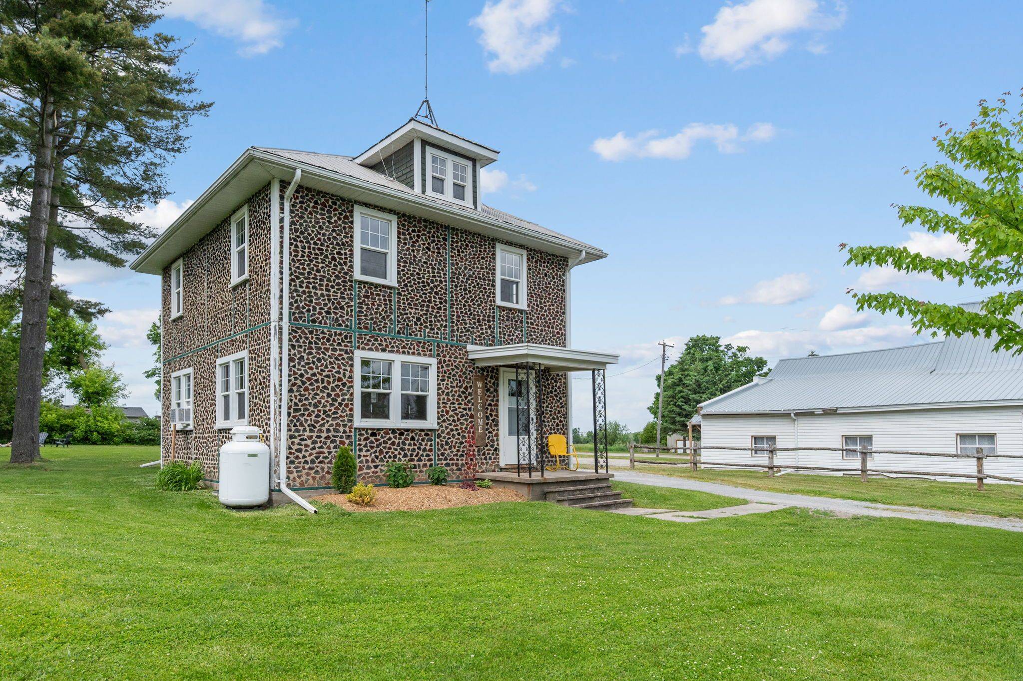 Kawartha Lakes, ON K0M 2T0,269 Glenarm RD