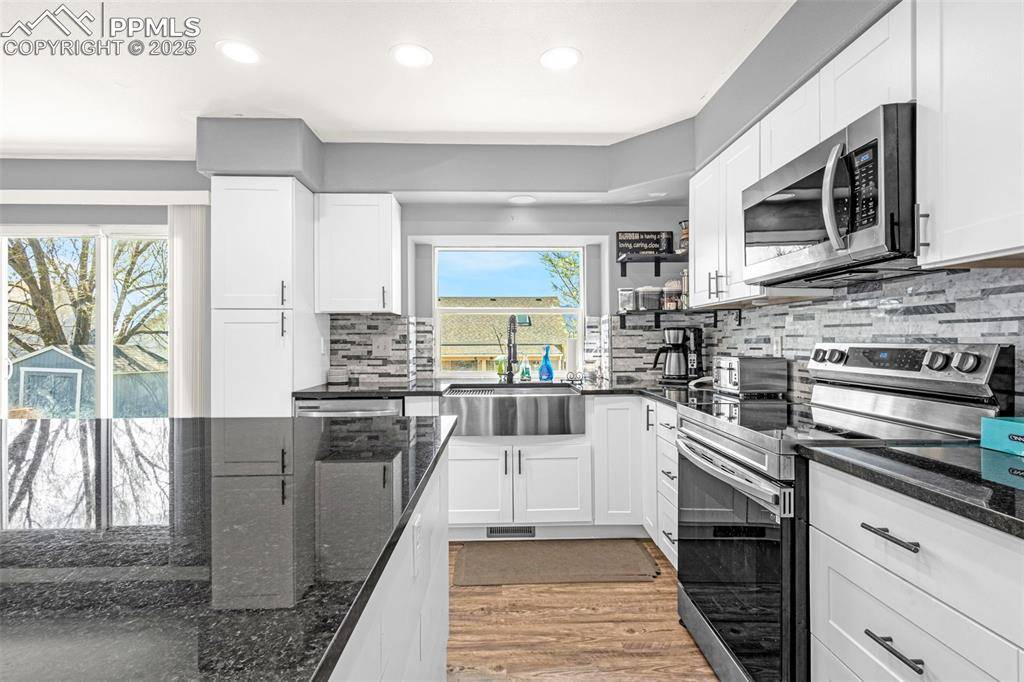 Colorado Springs, CO 80916,3260 Tail Spin DR