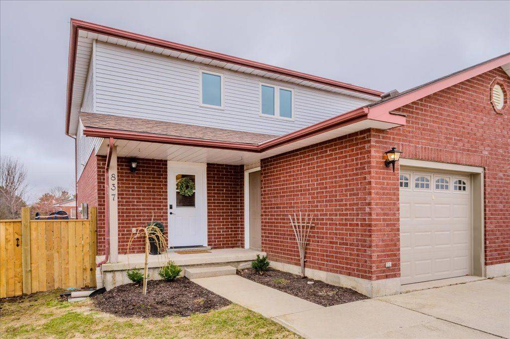 North Perth, ON N4W 3R3,837 Edgar ST W