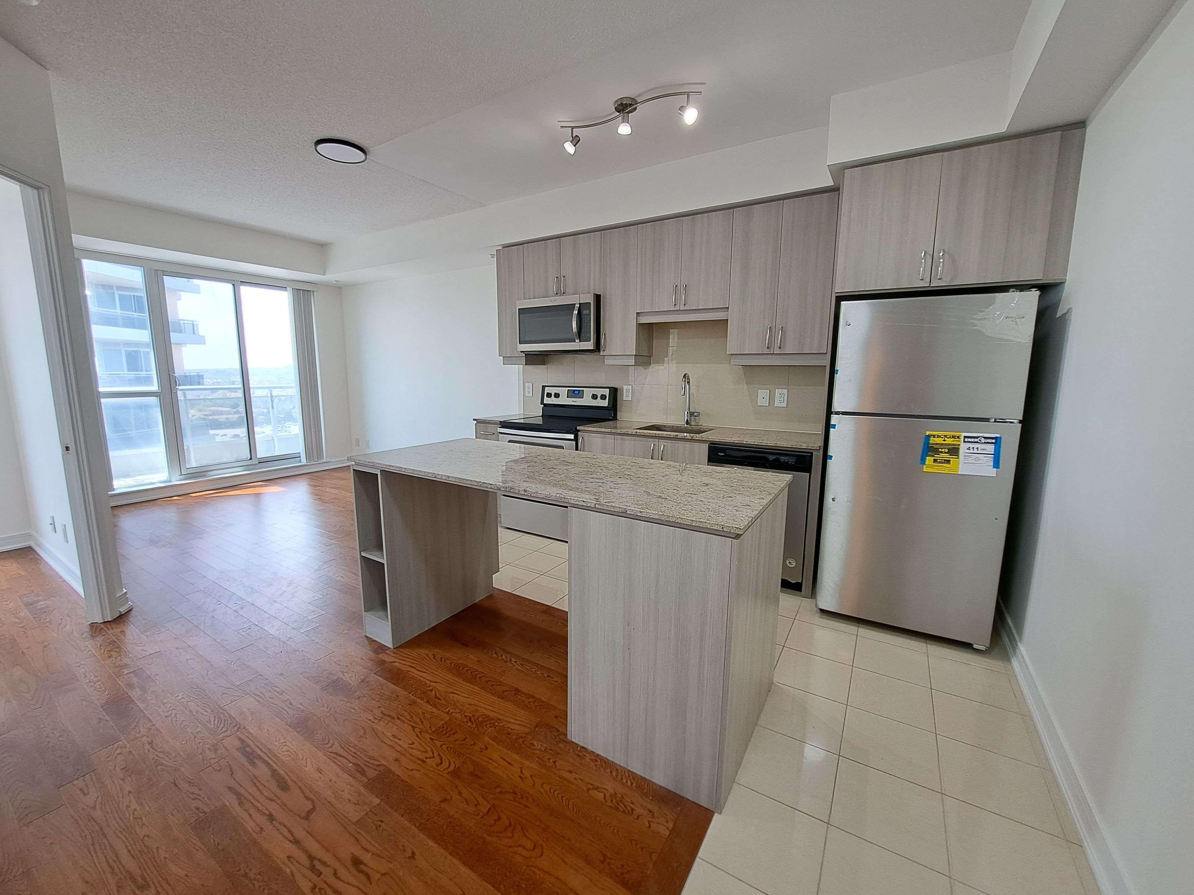 Richmond Hill, ON L4C 1V5,9205 Yonge ST #1610