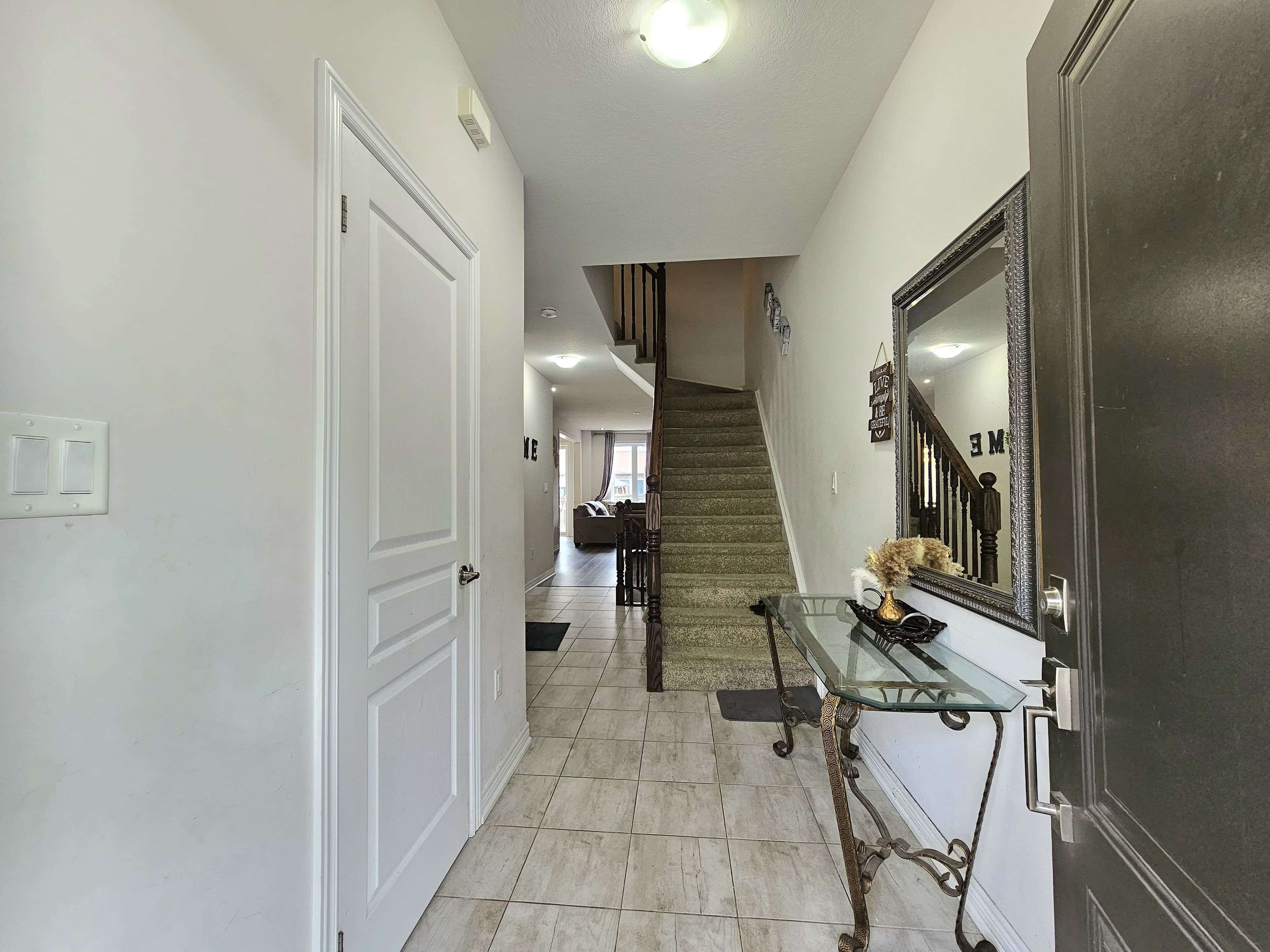 Hamilton, ON L0R 1P0,1890 RYMAL RD E #75