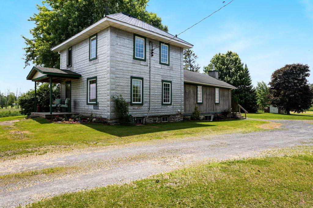 Edwardsburgh/cardinal, ON K0E 1X0,6116 Hurley RD